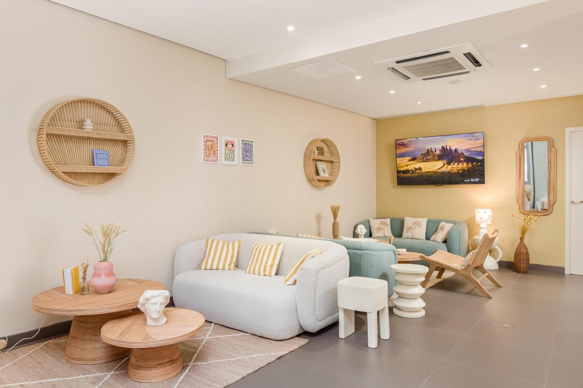 Urban Riviera Juan Les Pins - Queen Room Juan-les-Pins Exterior photo